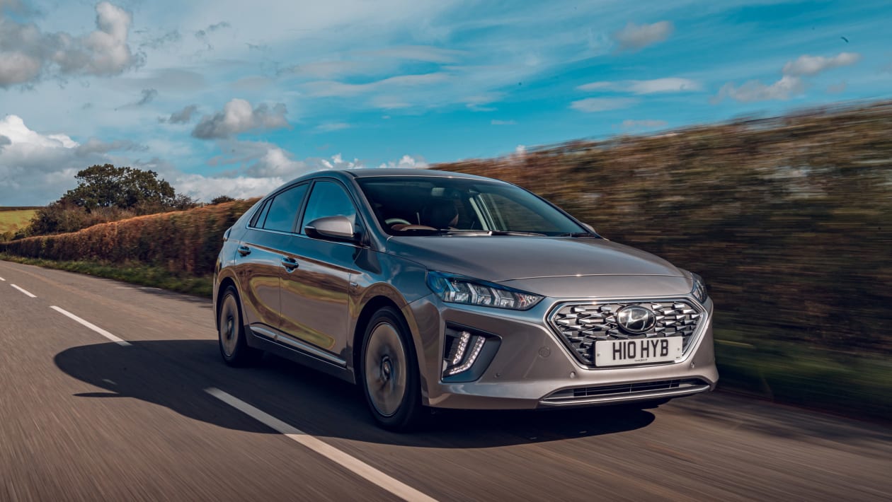 Hyundai ioniq hybrid. The 2019 Hyundai Ioniq Hybrid. Hyundai Ioniq (AE) 2017 - 2021. Hyundai Ioniq фото.