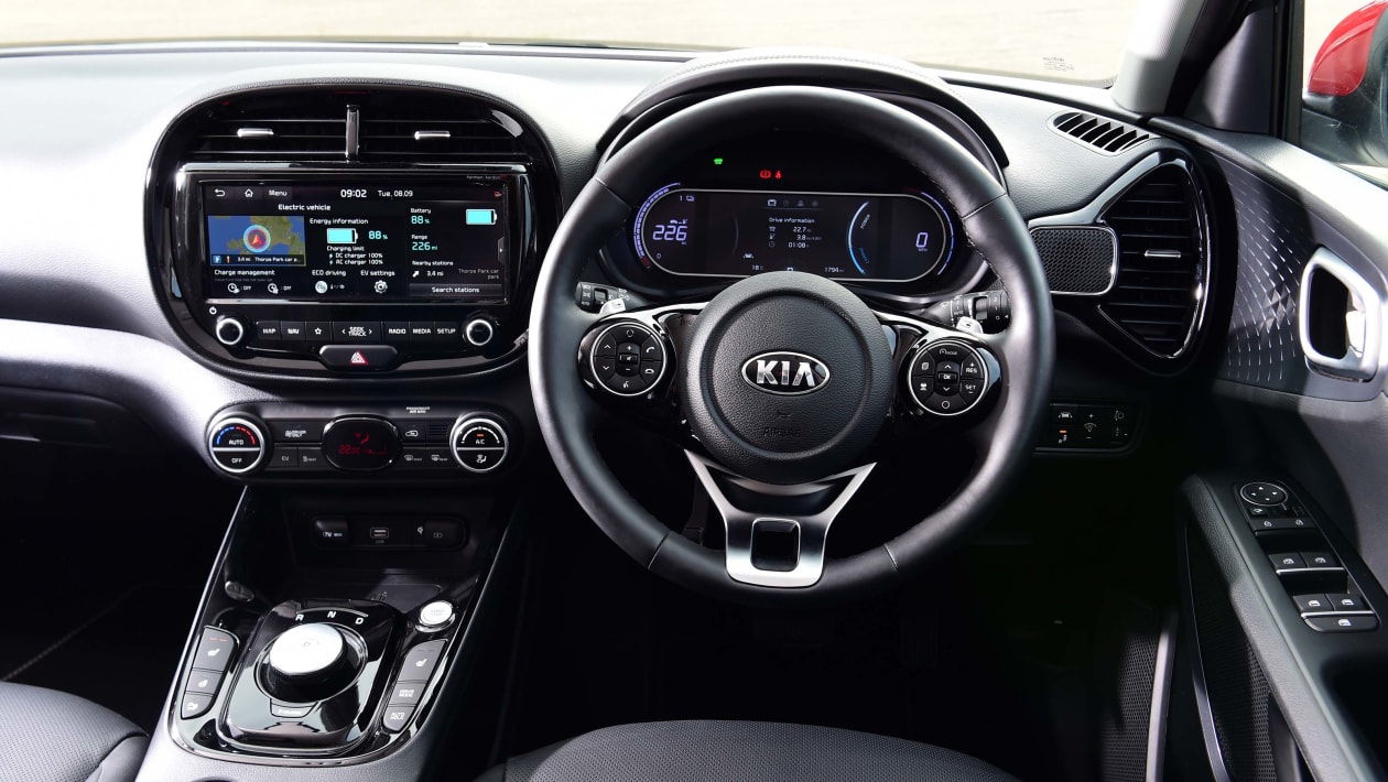 Kia Soul EV interior, dashboard & comfort DrivingElectric