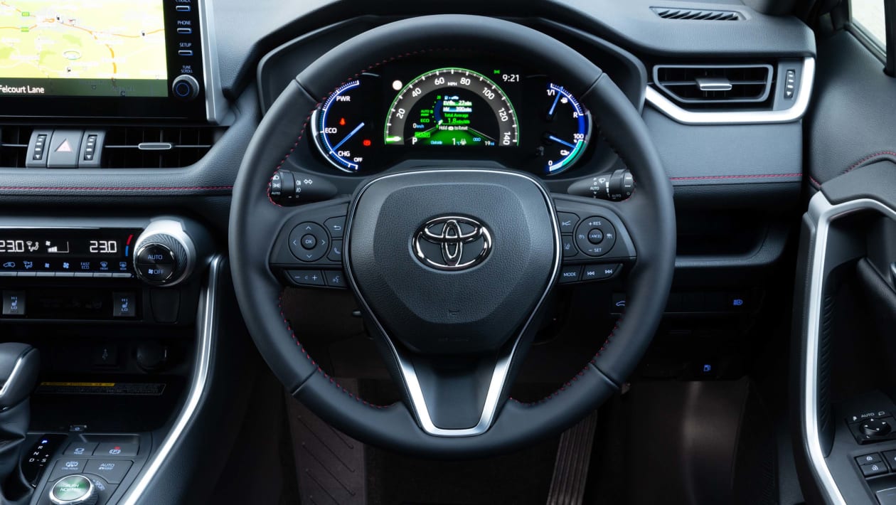 Toyota RAV4 PlugIn Hybrid interior, dashboard & comfort 2024 DrivingElectric