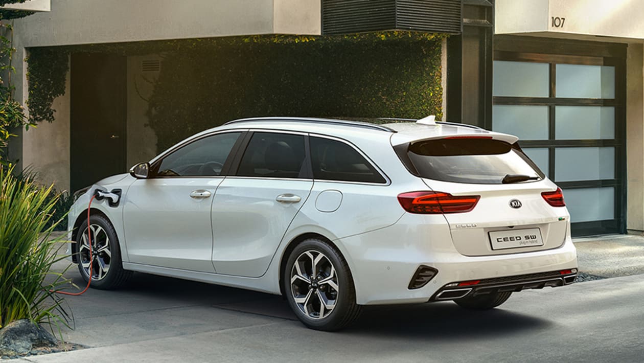 Kia XCeed PHEV plugin hybrid prices, spec and release date pictures