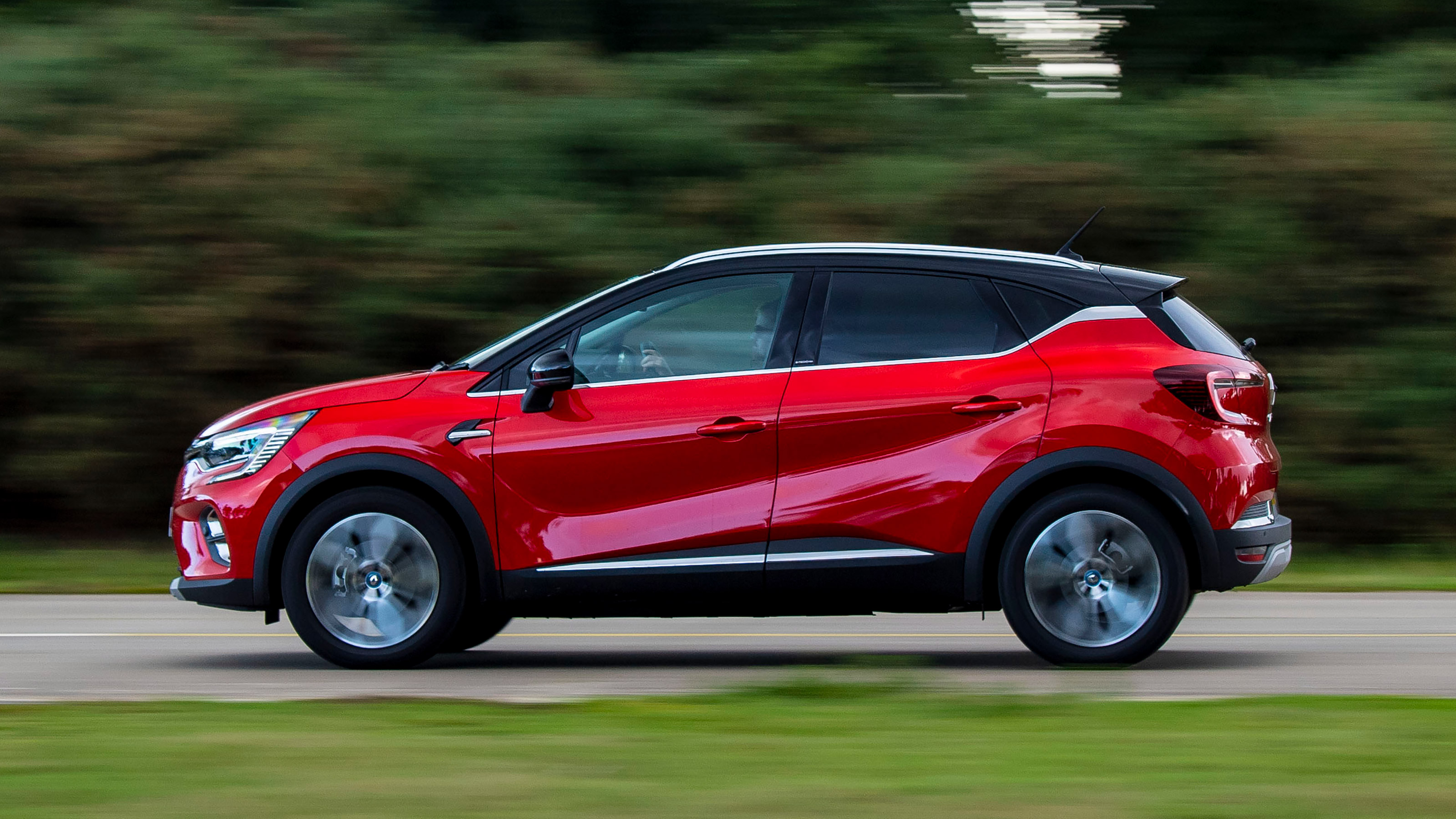 Renault Captur E-TECH hybrid review  DrivingElectric