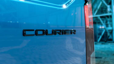 Ford E-Transit Courier - badge 2