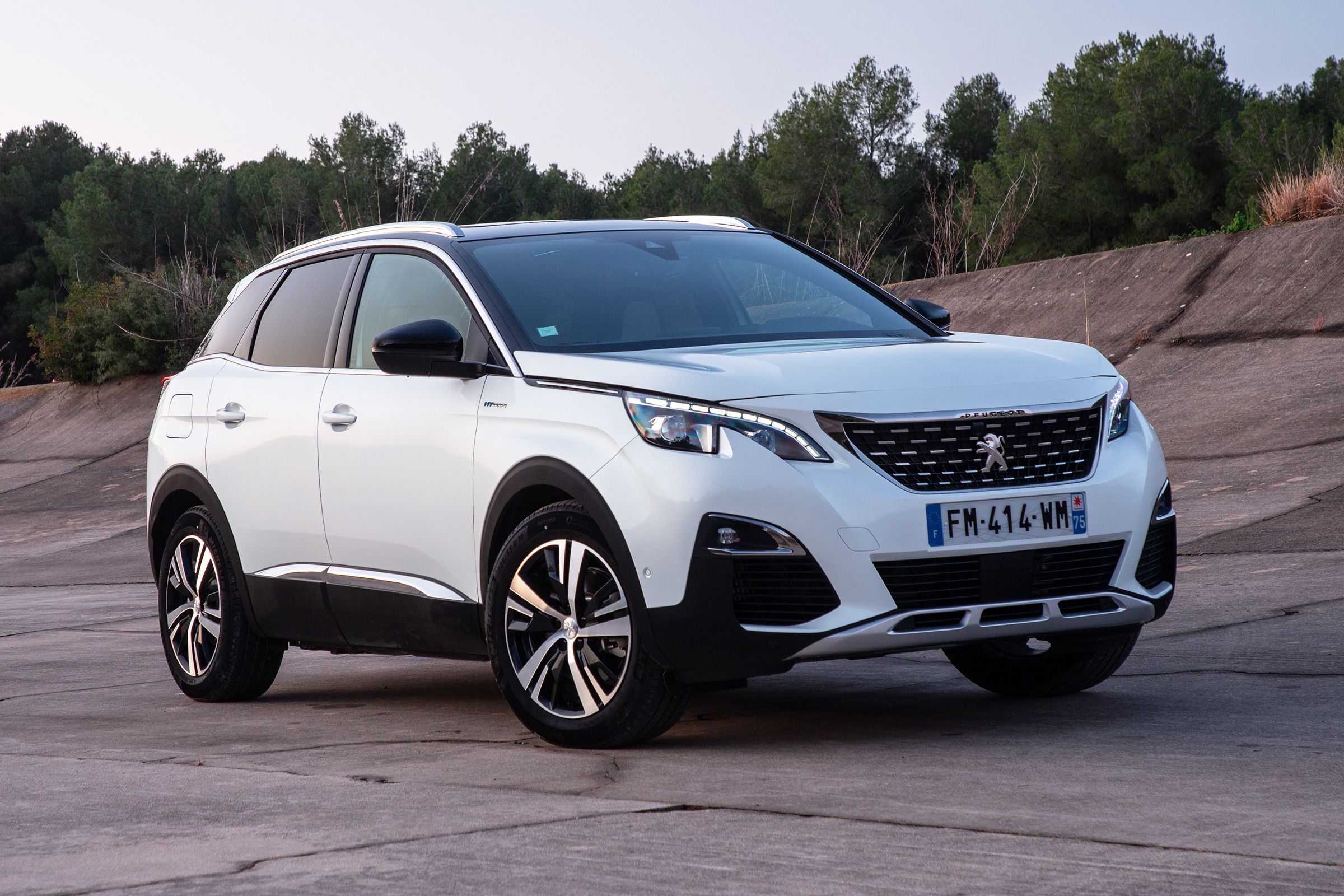 Peugeot 3008 Hybrid Review 21 Drivingelectric