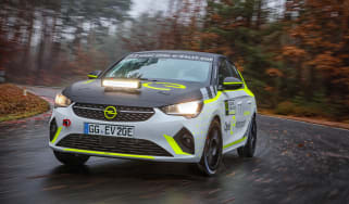 Opel Corsa-e Rallye, Testfahrten in Dudenhofen (Dez. 2019)