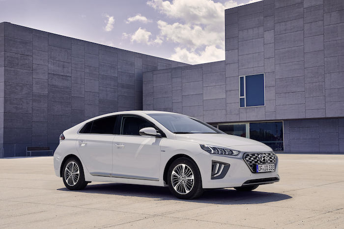 redactioneel orgaan Ineenstorting New Hyundai Ioniq 2020: specs, prices and prototype drive | DrivingElectric