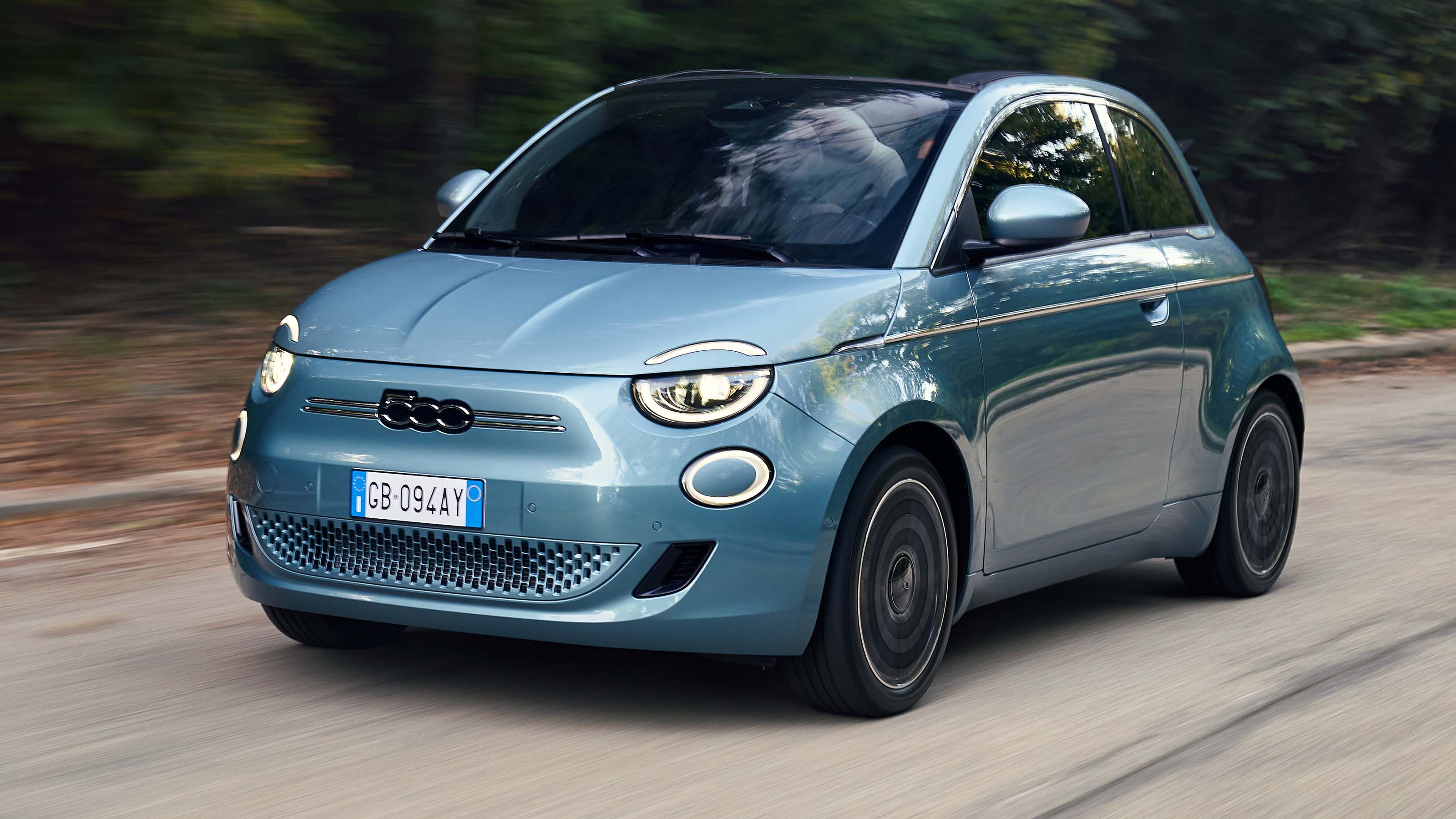 new fiat 500 electric car prices spec and sale date