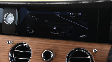 Rolls-Royce Spectre - infotainment screen