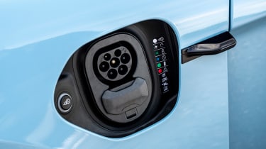 Porsche Taycan - charging