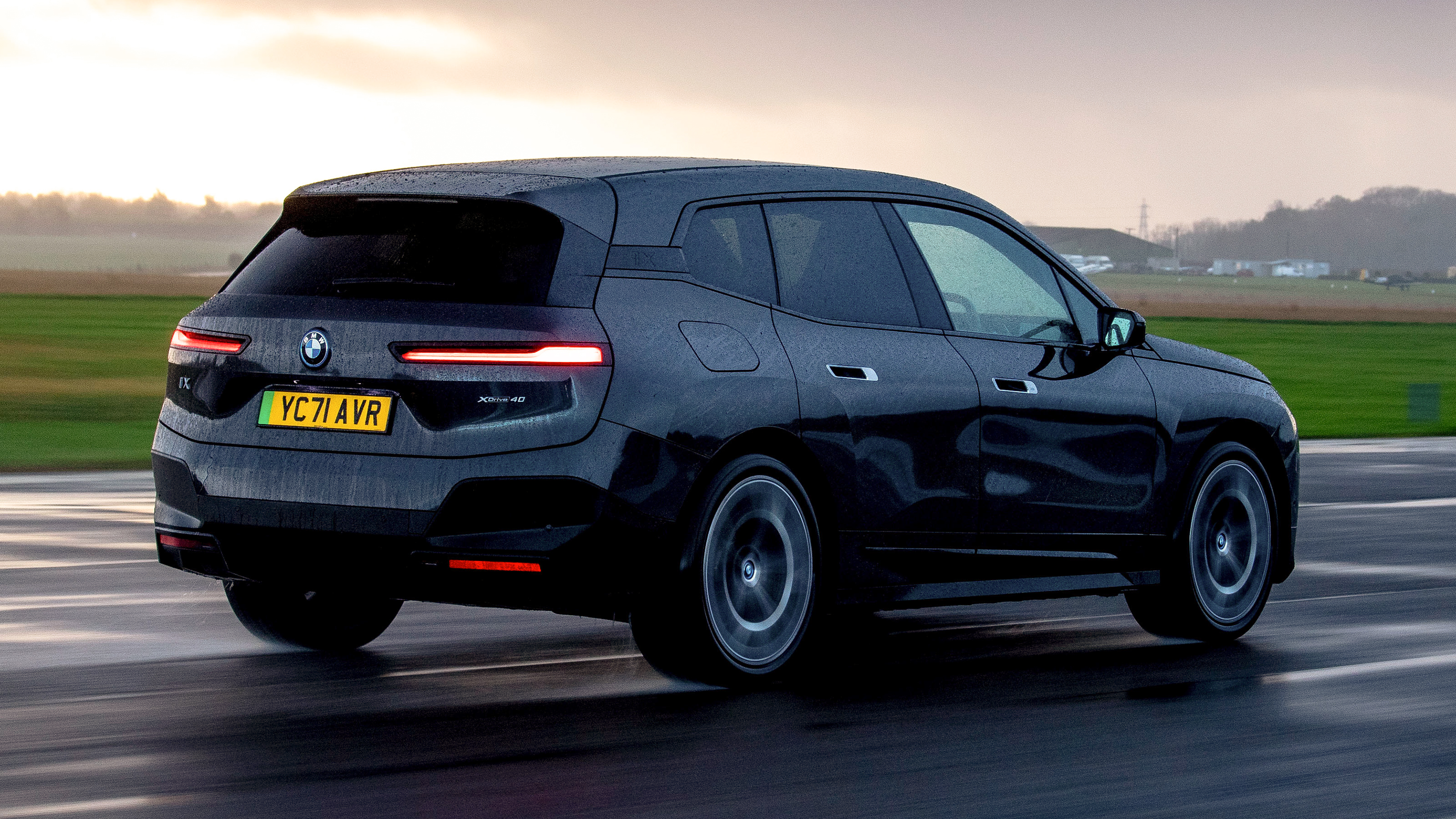 BMW iX review: range, battery & charging 2024