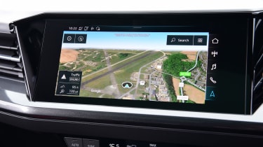 Audi Q4 50 e-tron quattro touchscreen