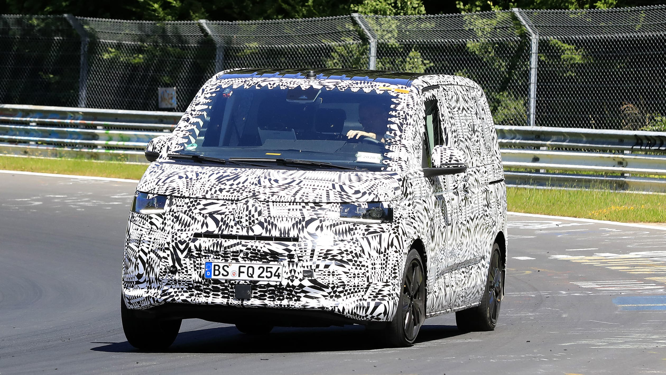 VW Transporter hybrid van: new T7 to launch in 2021 with plug-in option ...