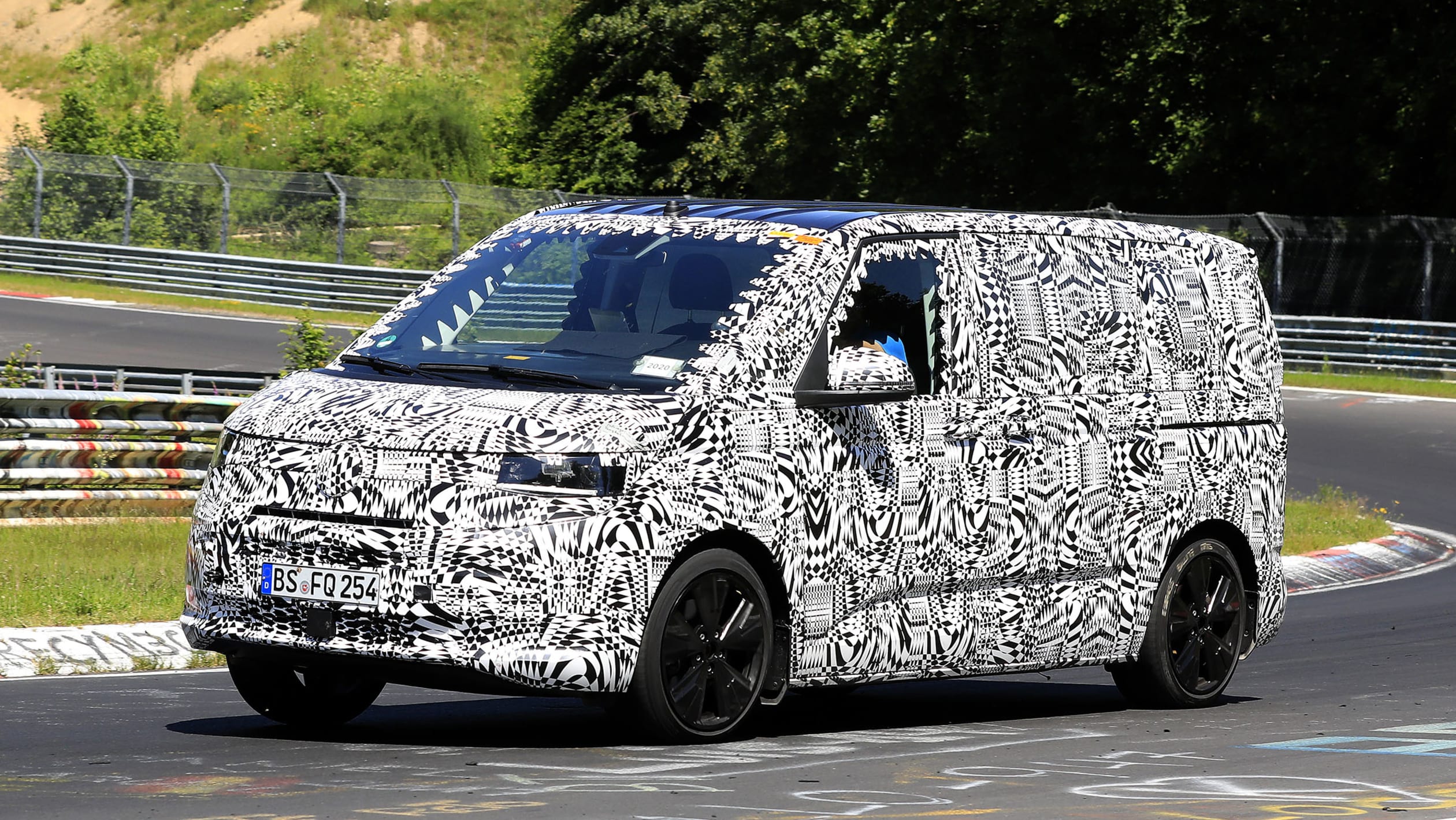 VW Transporter hybrid van: new T7 to launch in 2021 with plug-in option ...