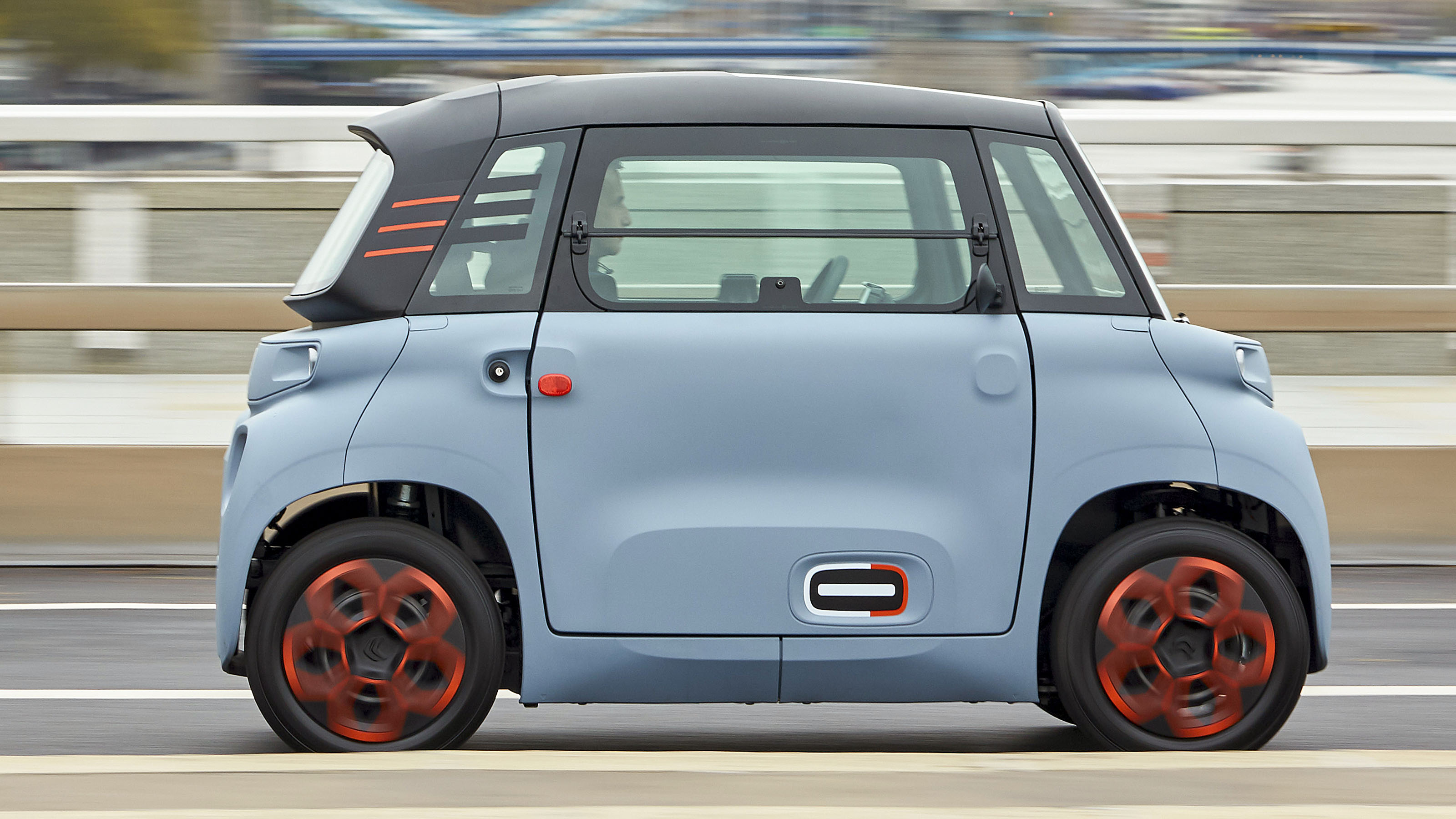 Why the MINI E is the Best Small Electric Car To Buy