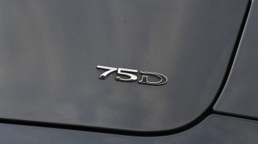 Tesla Model S 75D badge