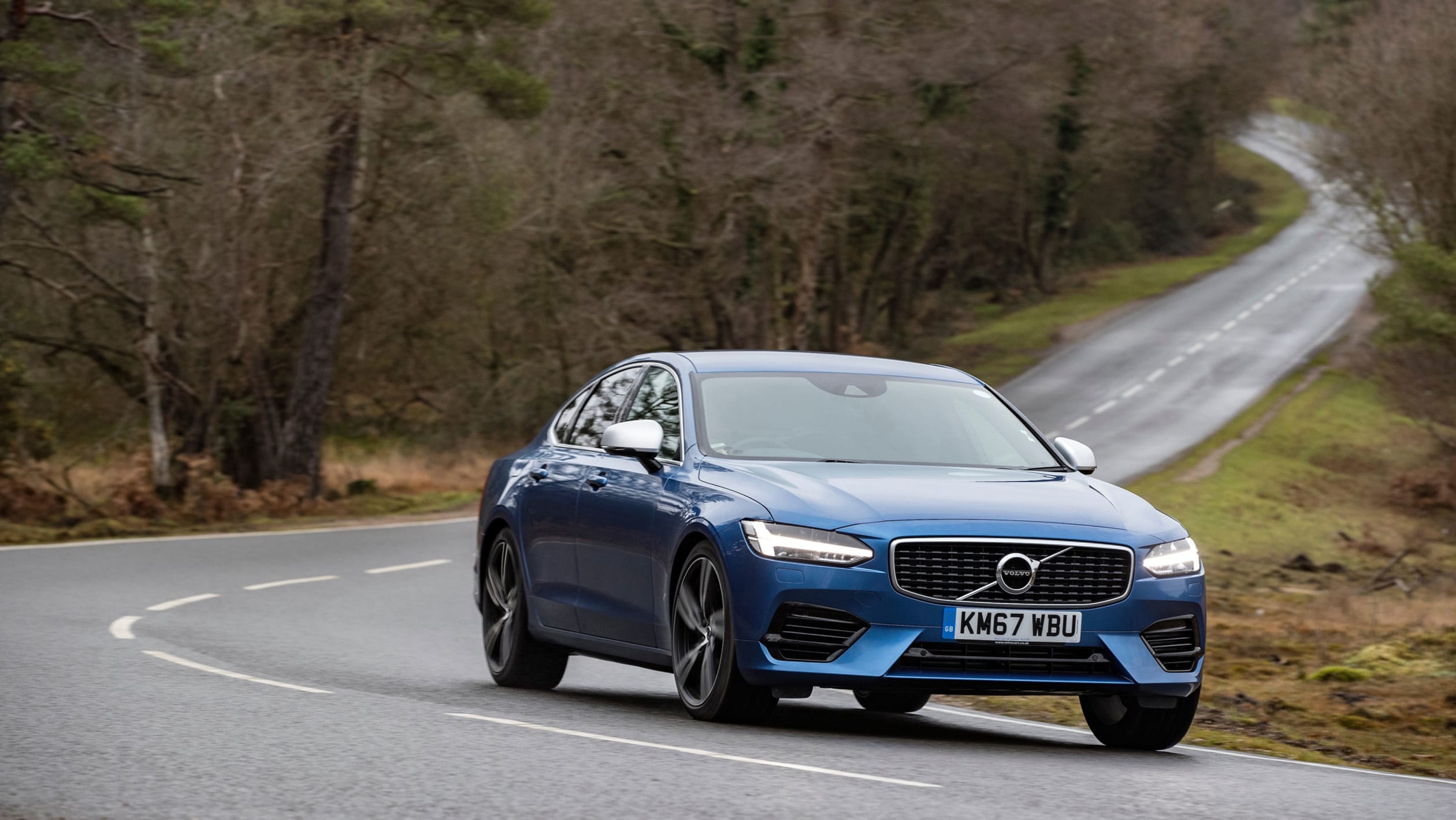 Volvo S90 Recharge T8 hybrid review pictures DrivingElectric