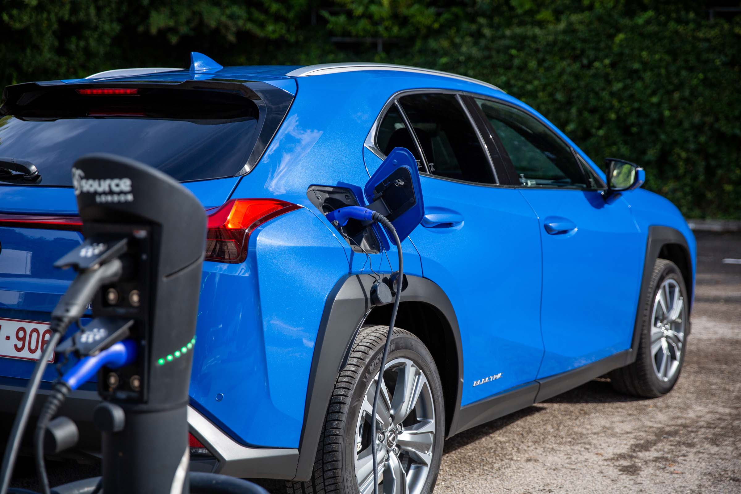 Lexus UX 300e range, battery & charging DrivingElectric
