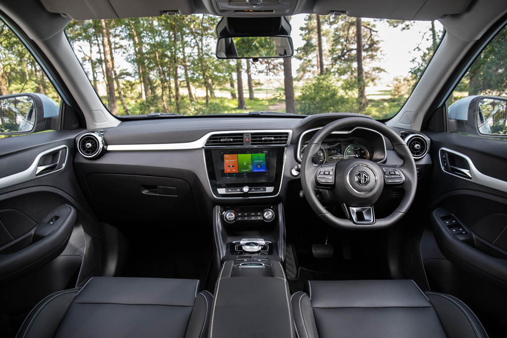 MG ZS EV interior & comfort | DrivingElectric