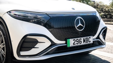 Mercedes EQS SUV - grille