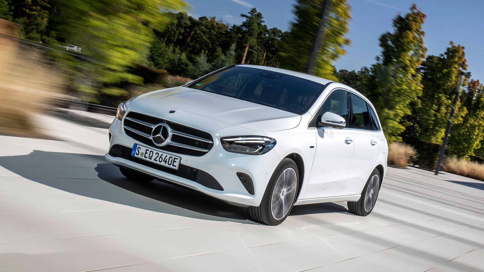 Mercedes B-Class Hybrid Review | DrivingElectric