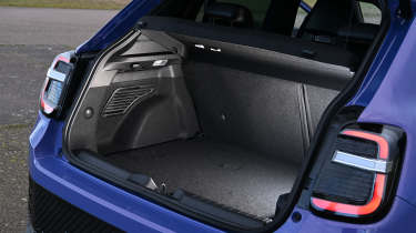 Abarth 600e - boot space