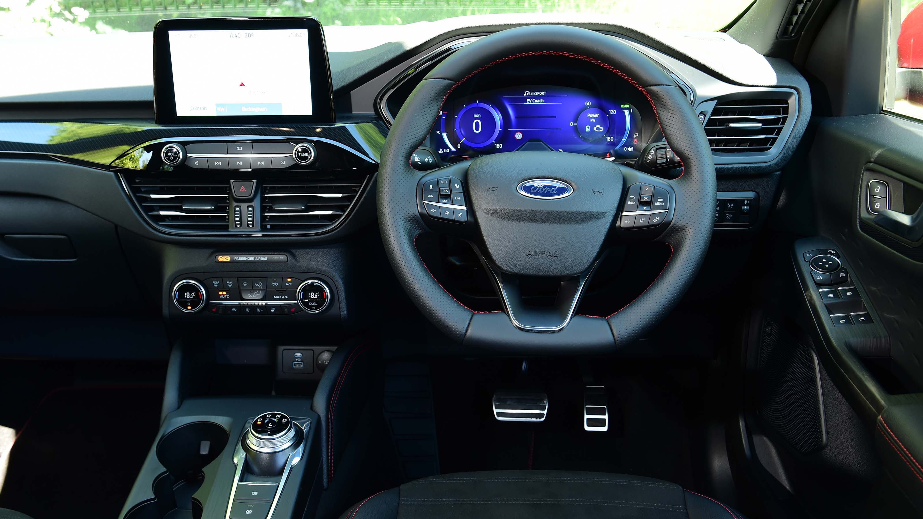 Ford Kuga Hybrid interior & comfort | DrivingElectric