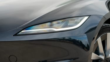 Tesla Model 3 - headlights