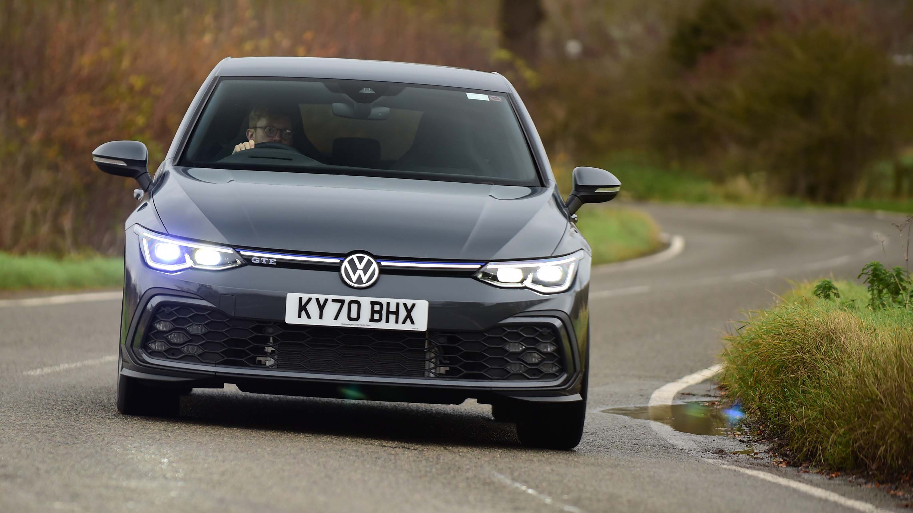 VW Golf GTE Is the 242-HP Hybrid Performance Version of New Golf