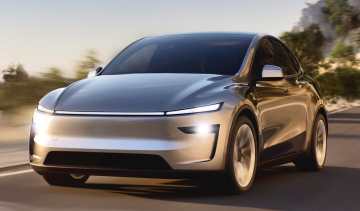 Tesla Model Y facelift 2025 - dynamic front 3/4