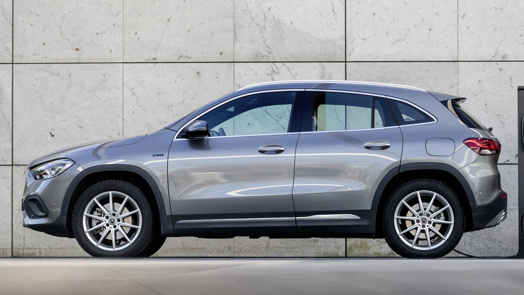 New Mercedes GLA hybrid prices, spec and onsale date for 250 e plug