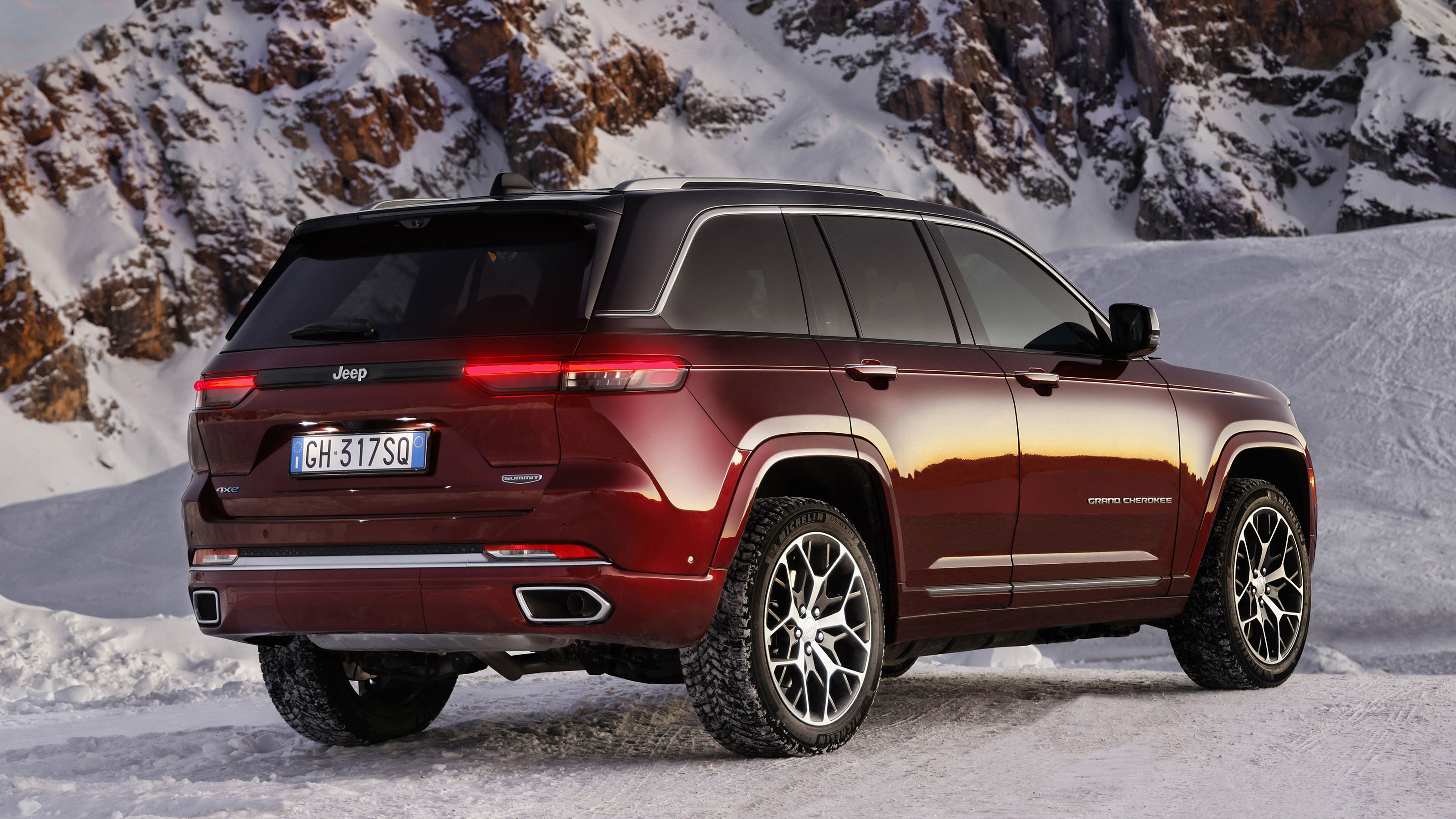 Jeep® Grand Cherokee – SUV ibrido Plug-in