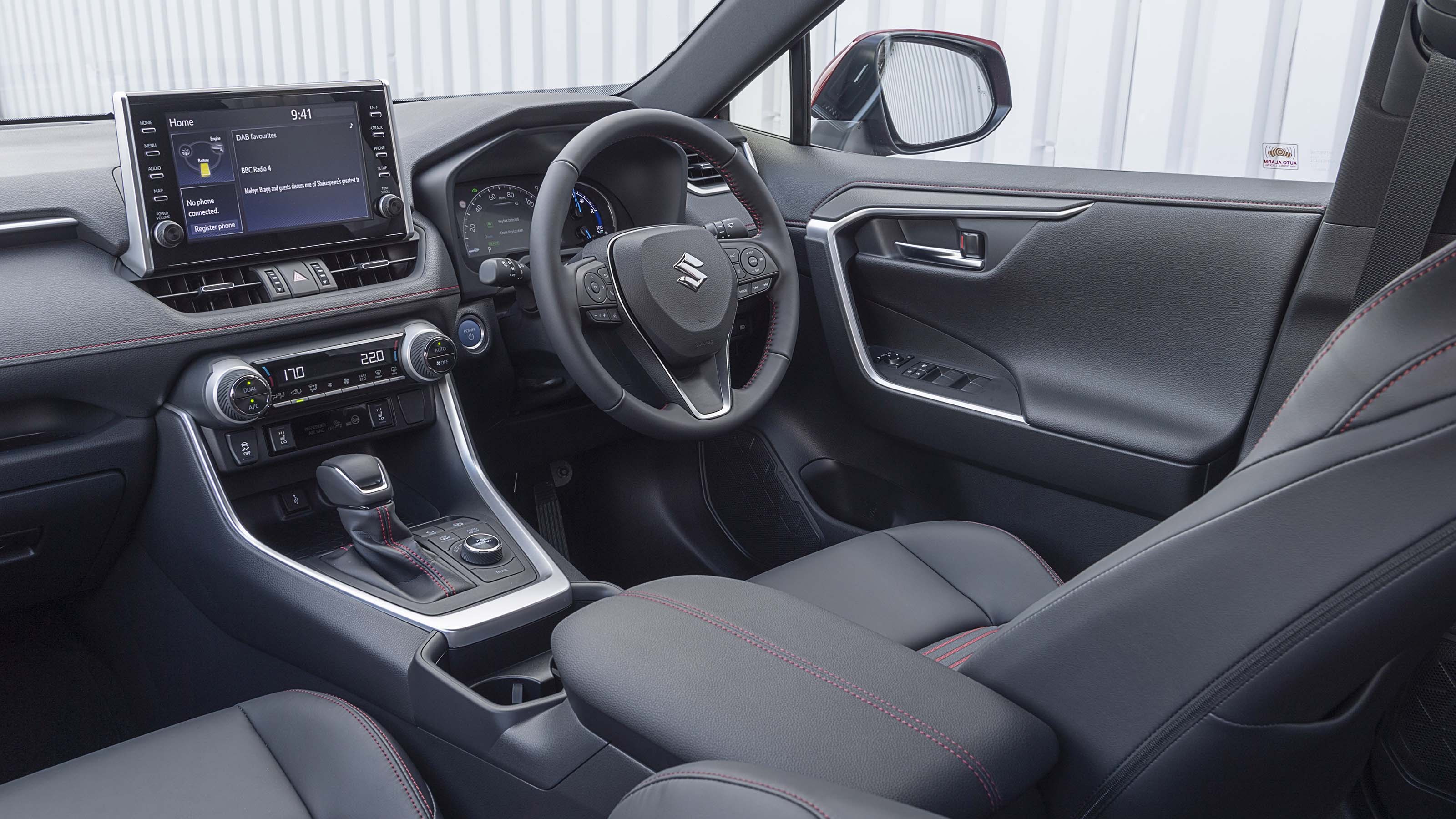 Suzuki Across plugin hybrid interior & comfort