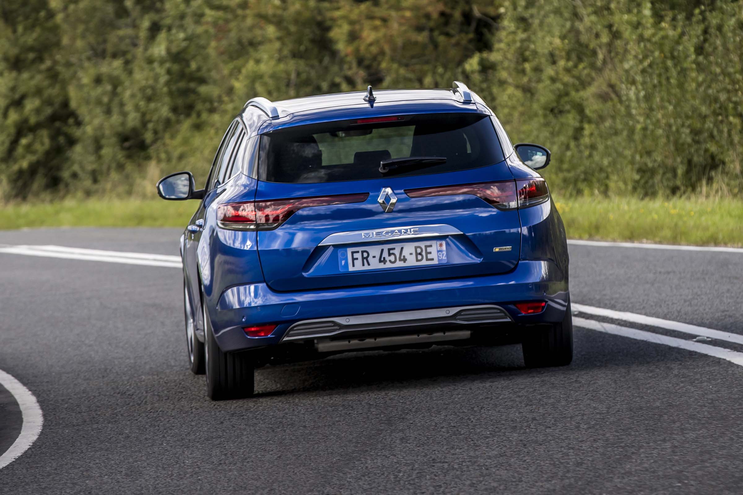 Renault Megane Sport Tourer E Tech Hybrid Review Drivingelectric