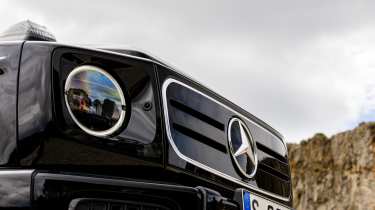 Mercedes G 580 - front end