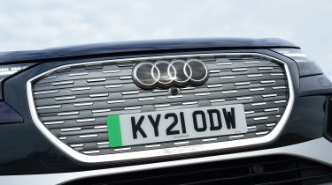 Audi Q4 e-tron twin test