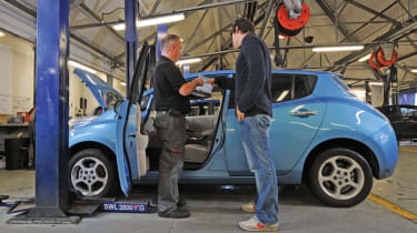 Nissan Leaf service