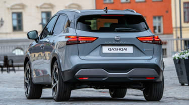 Nissan Qashqai e-Power driving - rear