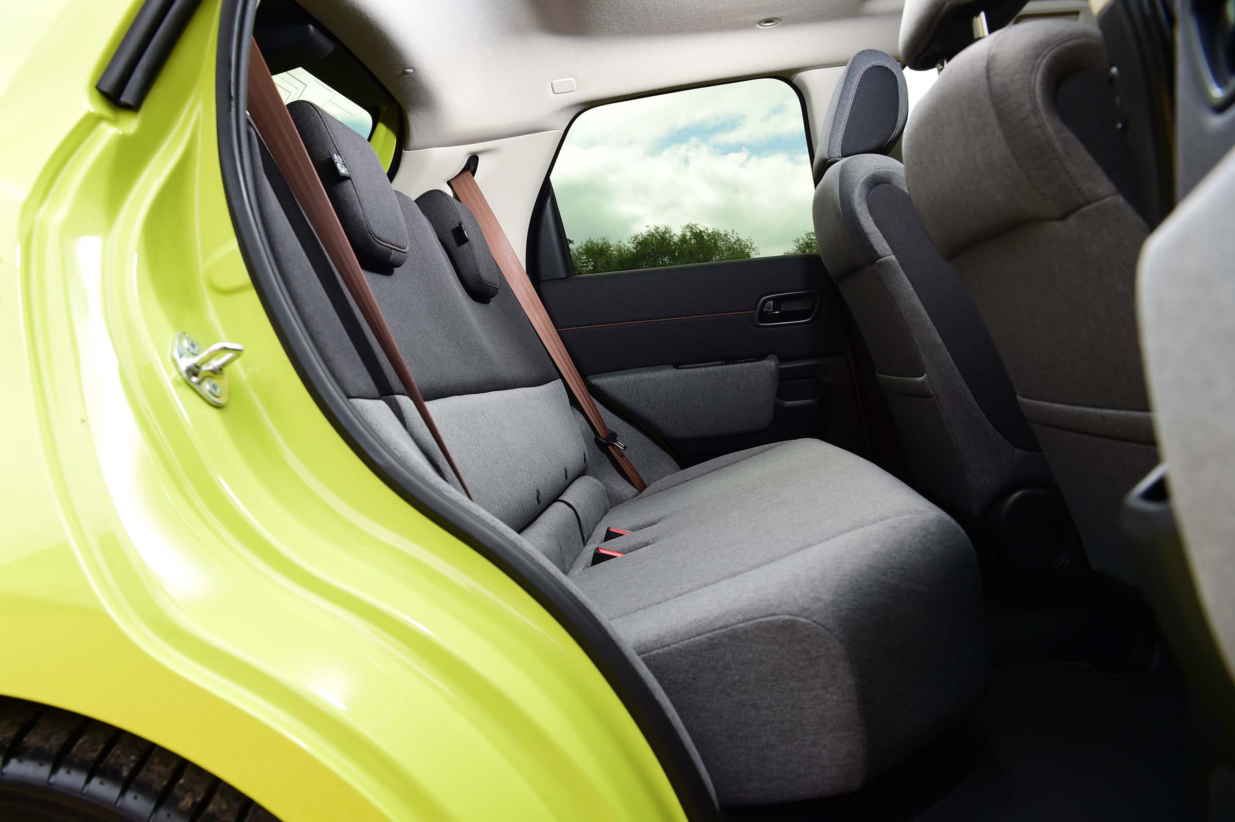 Honda e practicality & boot space DrivingElectric