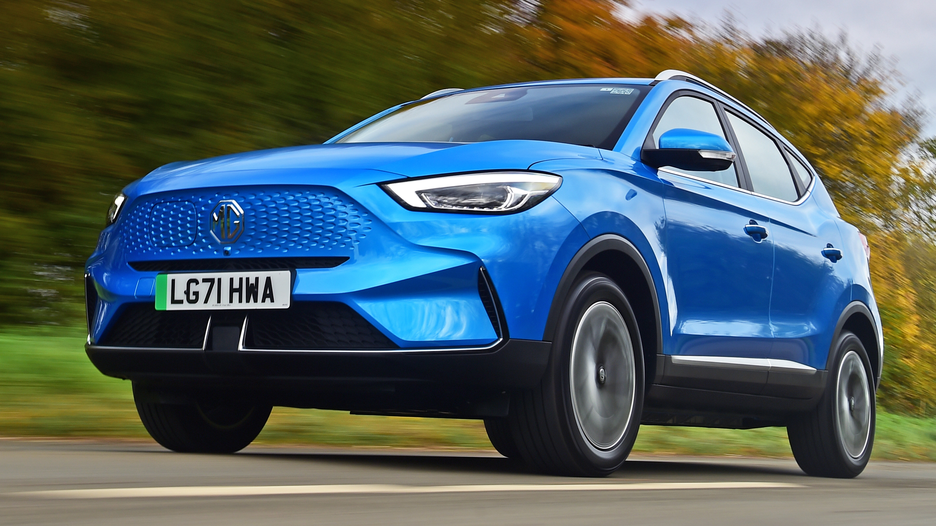 MG ZS EV review: budget electric SUV gets a facelift Reviews 2024