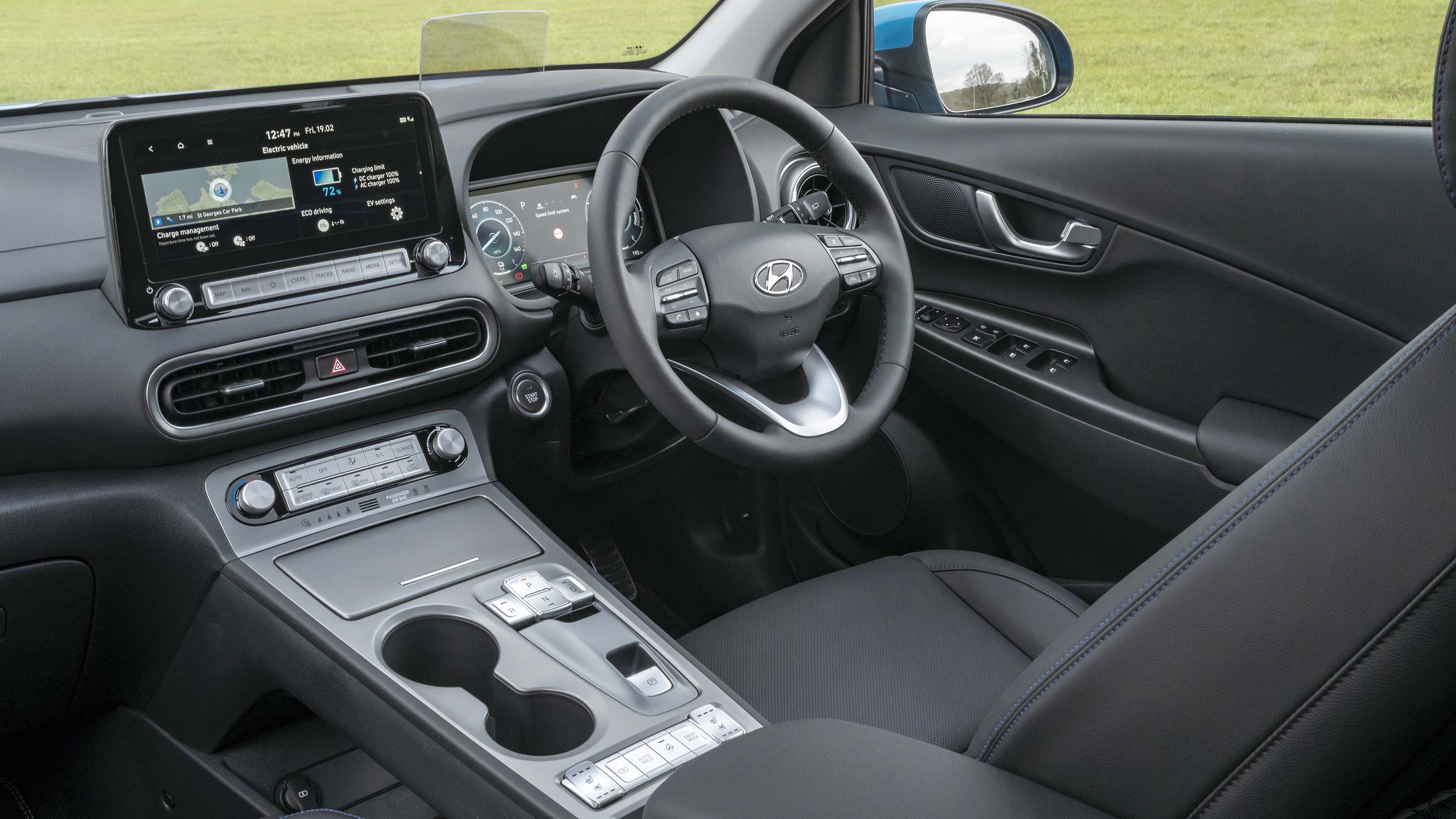 Hyundai Kona Electric interior, dashboard & comfort   DrivingElectric