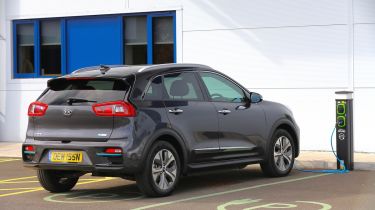 Kia e-Niro charging