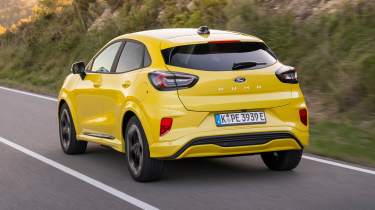 Ford Puma Gen-E - rear tracking