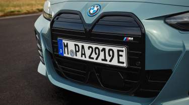 BMW i4 M50 - kidney grilles