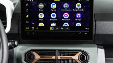 Dacia Spring - infotainment screen