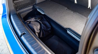 BMW iX1 xLine underfloor storage