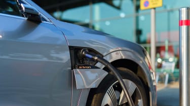 Audi e-tron charging