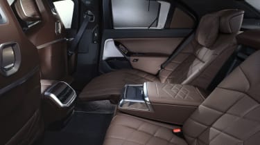 BMW i7 Protection - rear seats
