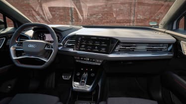 Audi Q4 45 e-tron  cabin