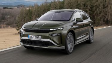 Skoda Enyaq - front tracking