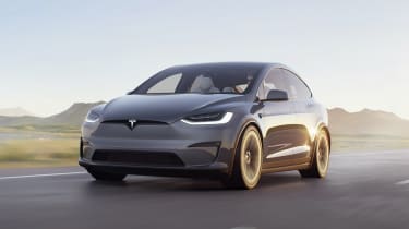 Tesla Model X Plaid - front dynamic