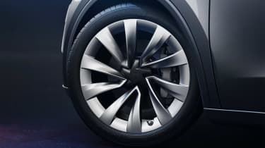 Tesla Model Y facelift 2025 - front wheel